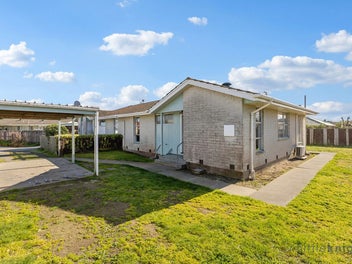 2/15A Genista Place, Parklands, Christchurch