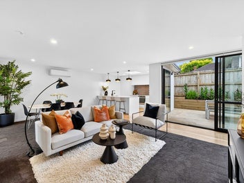 44A Castledine Crescent, Glen Innes, Auckland