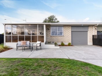 2/36A Staffa Street, Woolston, Christchurch