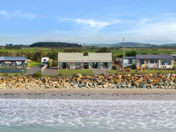 232 Colac Foreshore Road, Colac Bay/Ōraka, Riverton/Aparima