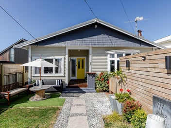 9 Wha Street, Lyall Bay, Wellington