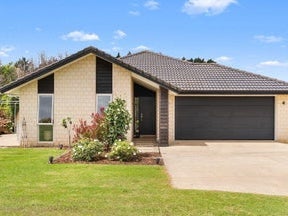 127 Mcrobbie Road, Papakura