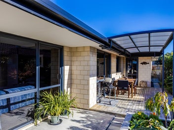 26 Ara Drive, Redwoodtown, Blenheim