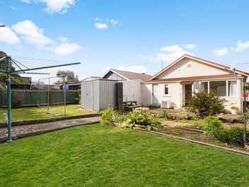 32 Bridge Street, Rongotai, Wellington