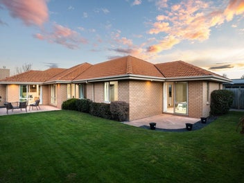 8 Bayliss Close, Northwood, Christchurch