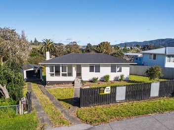 15 Whiteman Road, Kawakawa, Kawakawa