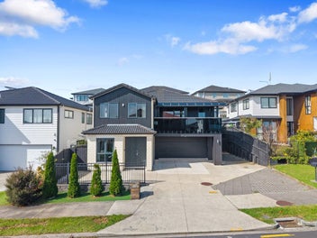 12 Drover Close, Flat Bush, Auckland