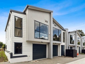 10A Powell Place, Henderson, Auckland