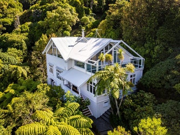 36 Laura Avenue, Brooklyn, Wellington
