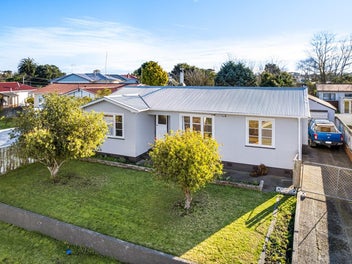 12 Burns Street, Tawhero, Whanganui