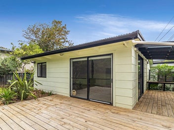 29 Sea View Road, Ostend, Waiheke Island