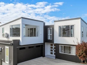 25 Oregon Park, Albany