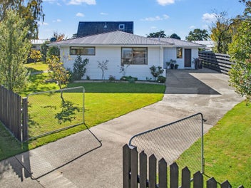 4 Dove Place, Westbrook, Palmerston North