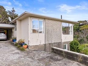 4 Waterford Drive, Churton Park, Wellington