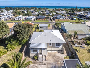 12 Matai Street, Castlecliff, Whanganui
