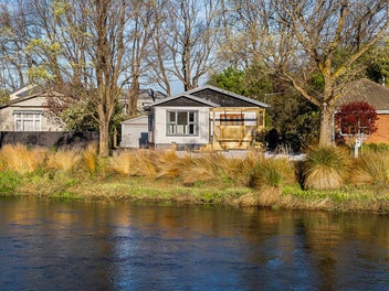95 Clarendon Terrace, Woolston, Christchurch