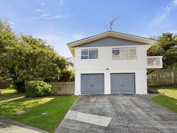 17 Gainsborough Grove, Belmont, Lower Hutt
