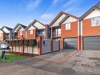 22 Henley Green, Northwood, Christchurch