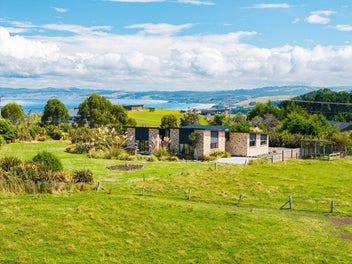 25 Tunnel Beach Road, Blackhead, Dunedin