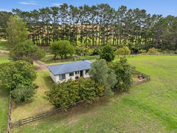 287 Taurangaruru Road, Karioitahi, Waiuku