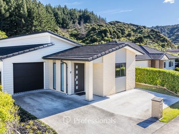 27 Somerby Mews, Silverstream, Upper Hutt