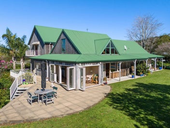 168 Ongare Point Road, Katikati