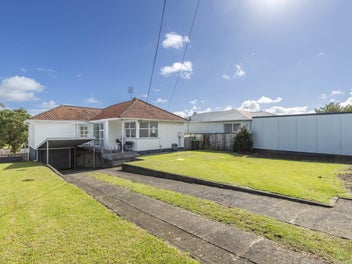 15 Tarahua Road, Vogeltown, New Plymouth