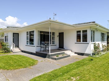 52 College Street, Awapuni, Palmerston North