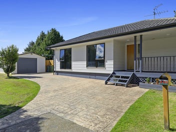 256 Major Drive, Kelson, Lower Hutt