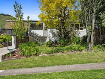 27 Sowman Street, The Brook, Nelson