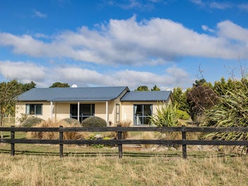 237 Depot Road, Burnt Hill, Oxford