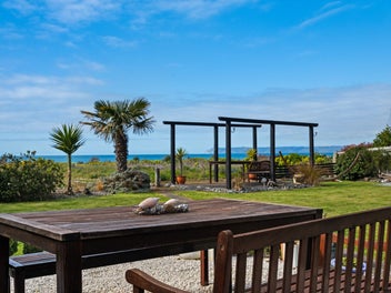 208 Rarangi Beach Road, Rarangi