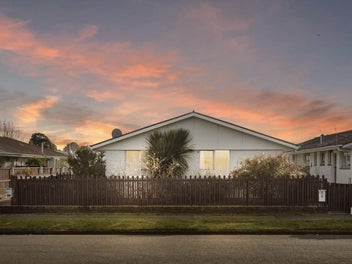 1/97 Hay Street, Bromley, Christchurch