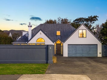 1 Manuka Avenue, Woburn, Lower Hutt