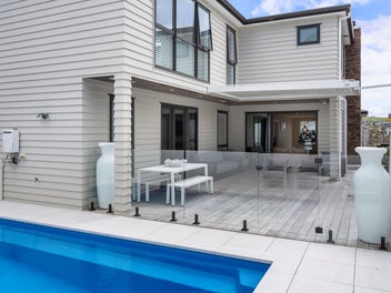 16 Turutu Place, Long Bay, Auckland