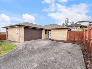 34 Saralee Drive, Manurewa, Auckland