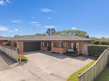 16A George Crescent, Buckland, Pukekohe