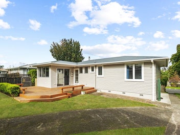 60 Kingswood Road, Brookfield, Tauranga
