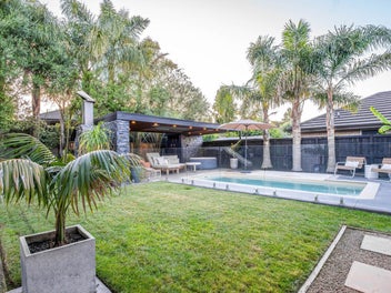 33 Meadowfield Street, Flagstaff, Hamilton