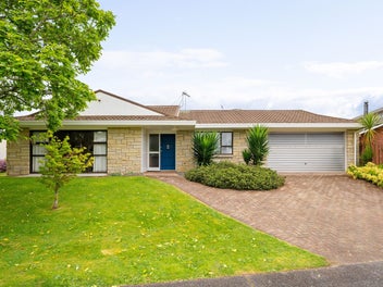 11 Chequers Avenue, Chartwell, Hamilton