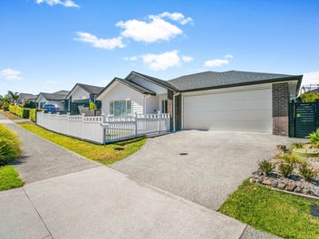 31 Jeroboam Loop, Kumeū