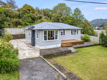 16 Rintoul Grove, Stokes Valley, Lower Hutt