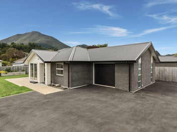 32 Tiwhatiwha Crescent, Kawerau, Kawerau