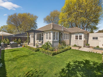 14 Truman Road, Bryndwr, Christchurch