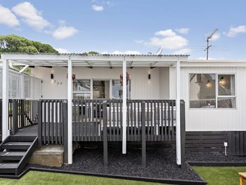 2/24 Arthur Street, Onehunga, Auckland