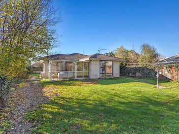 55 Claridges Road, Casebrook, Christchurch