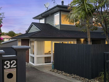 32 Mirrabooka Avenue, Botany Downs, Auckland