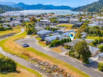 9 Captains Close, Waikawa, Picton