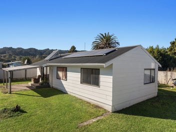 18A Howell Road, Taneatua