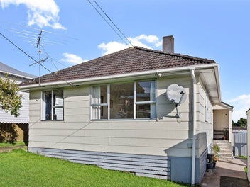 41 Puriri Street, Helensville, Helensville